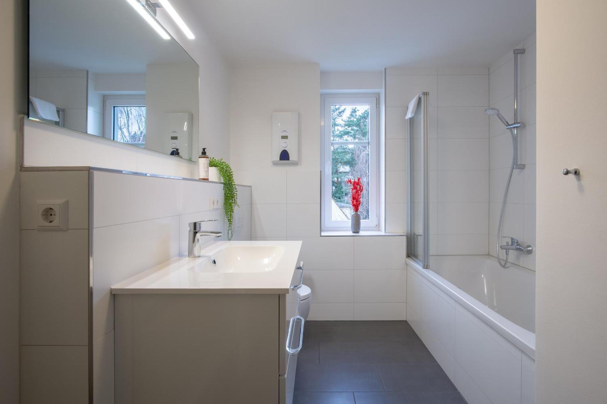 Coview - Design Apartment - 2 Schlafzimmer - Kueche - Highspeed Wlan Dresde Extérieur photo
