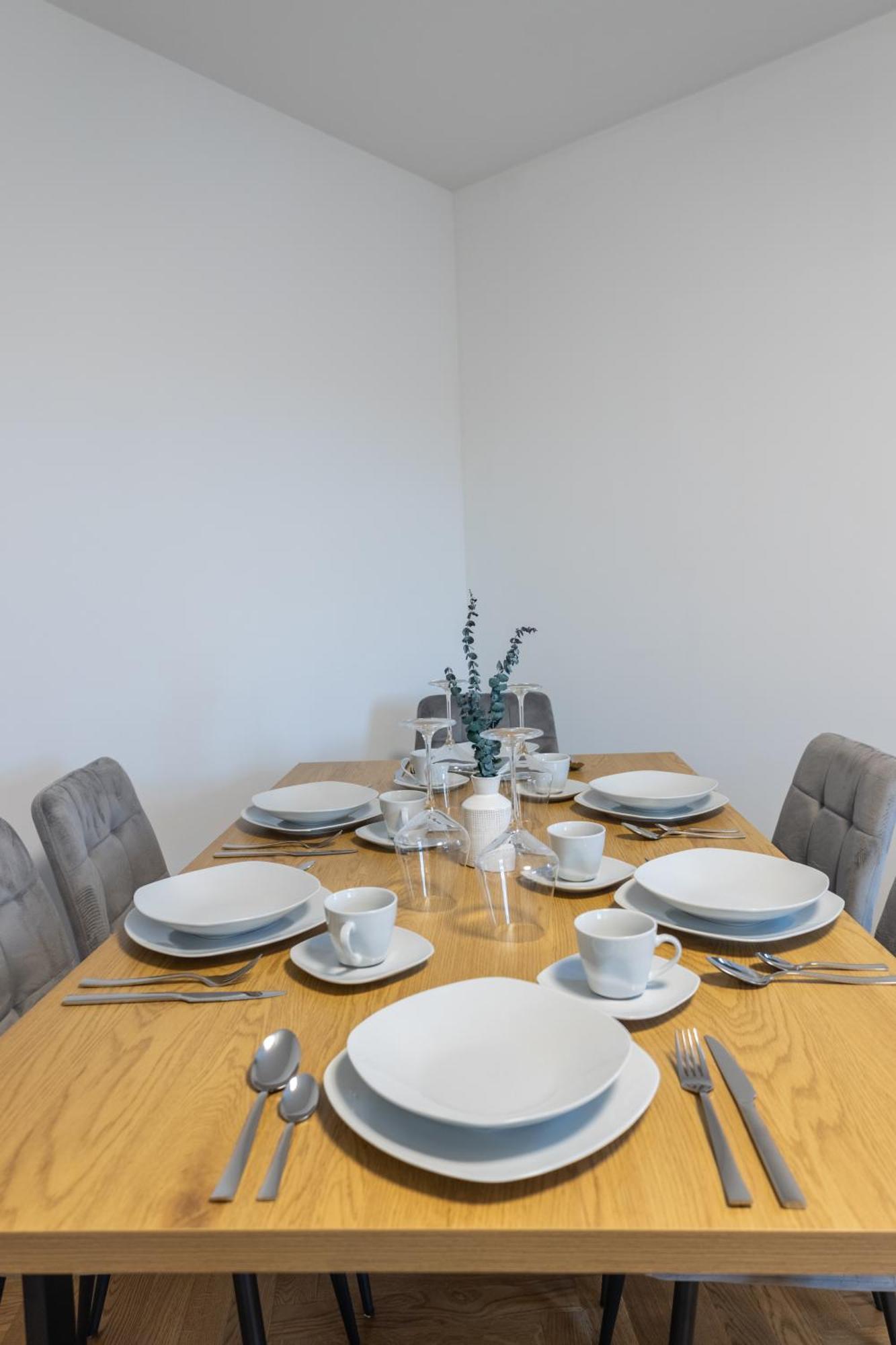 Coview - Design Apartment - 2 Schlafzimmer - Kueche - Highspeed Wlan Dresde Extérieur photo
